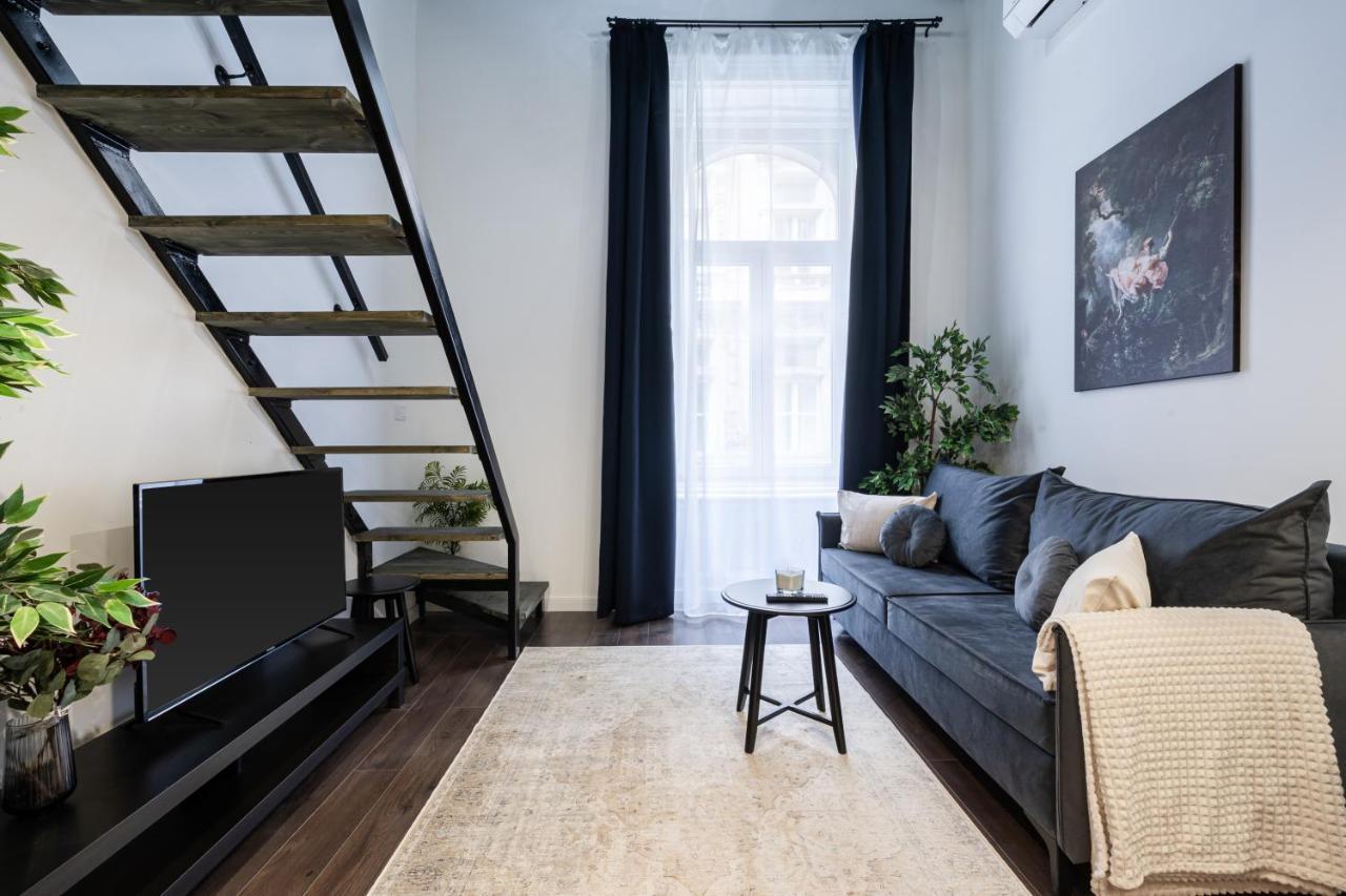 E41 - Trendy Boutique Apartments - Prime Spot By Bqa Budapeste Exterior foto
